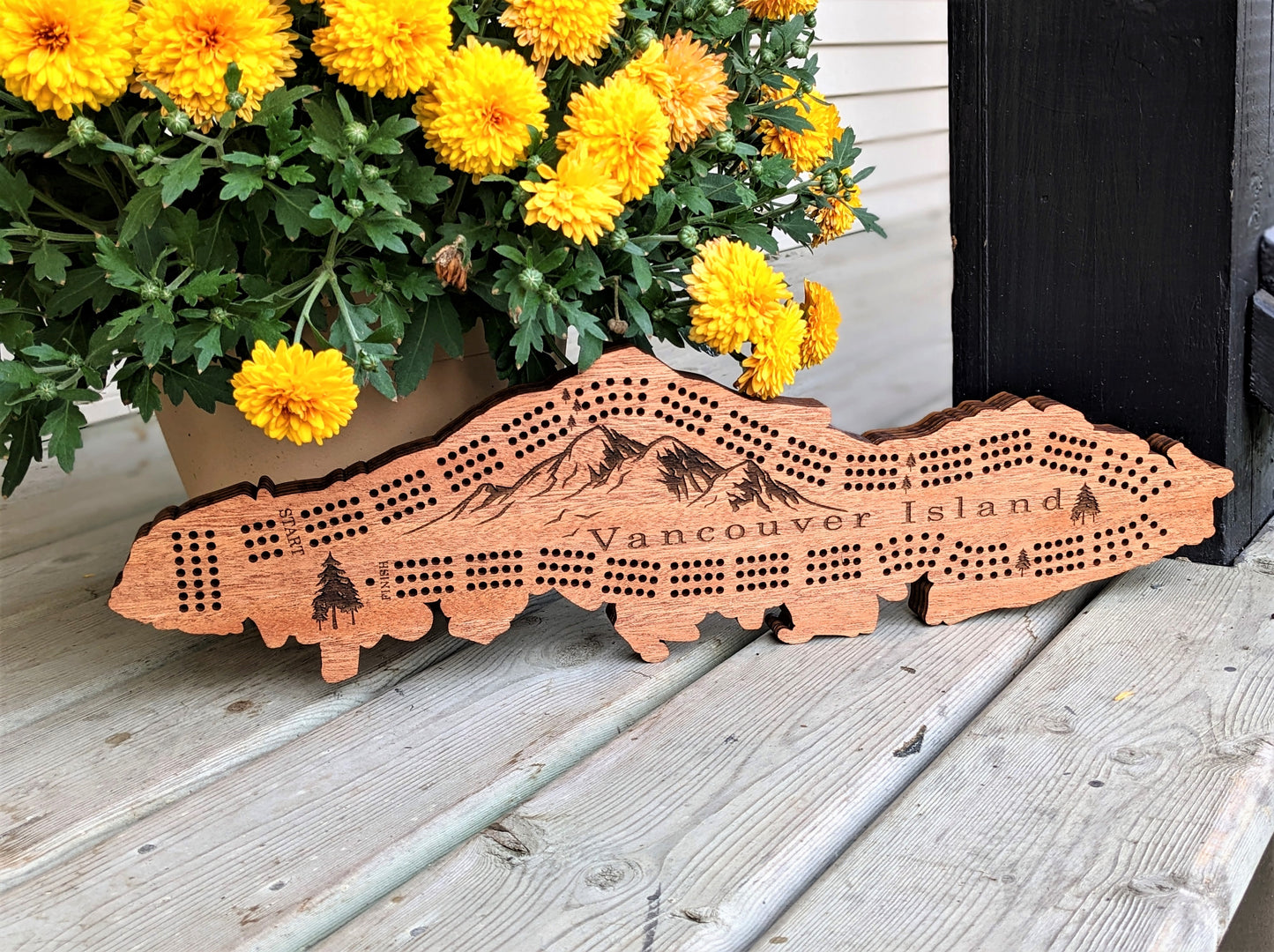 Vancouver Island Cribbage Board Board Game 90.00