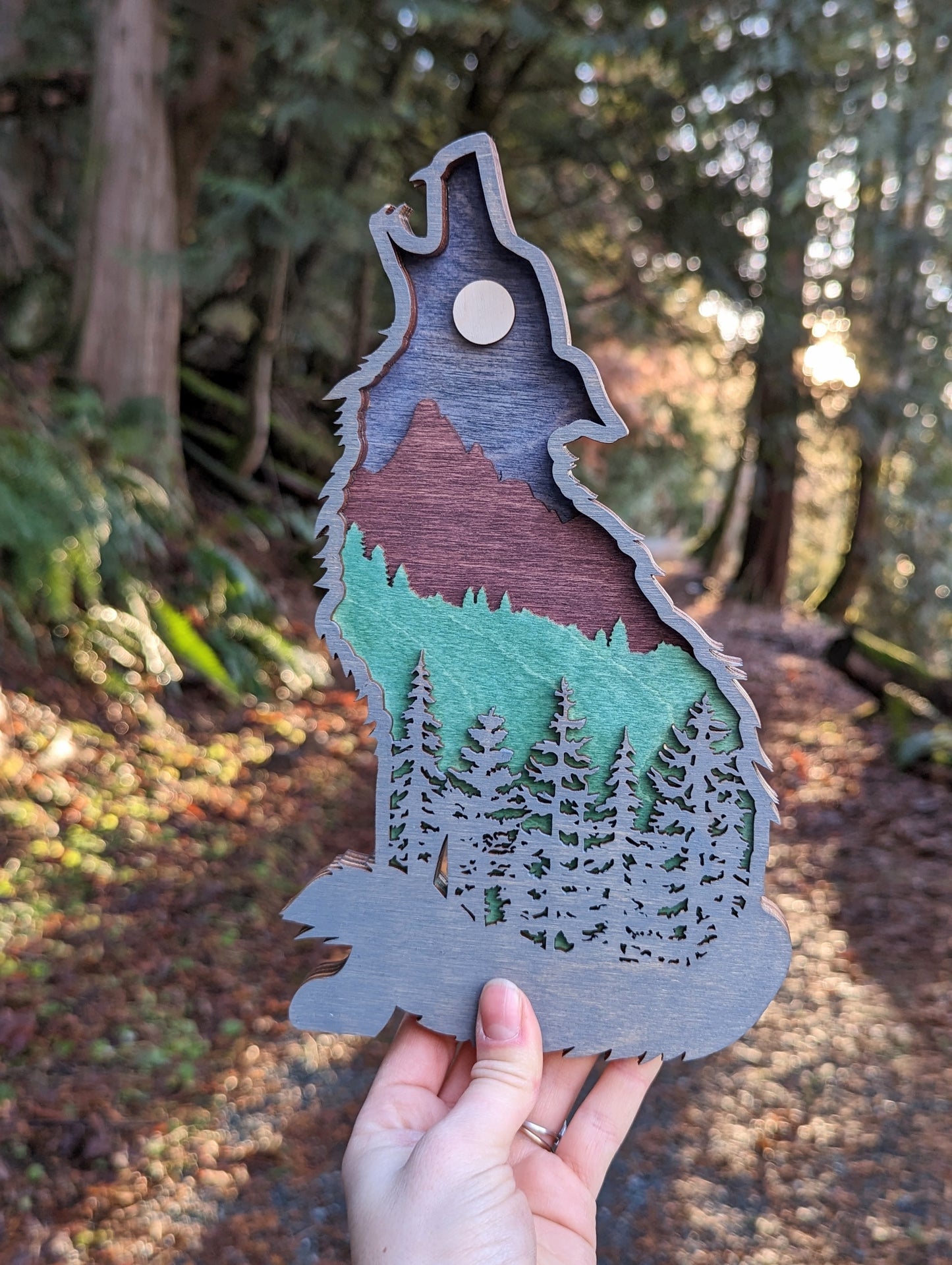 3D Layered Wooden Sitting Wolf art / Wolf shaped layered mountain scene